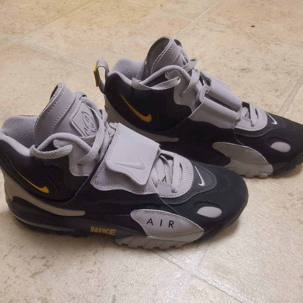 Nike Air Max Speed Turf Black Grey Yellow